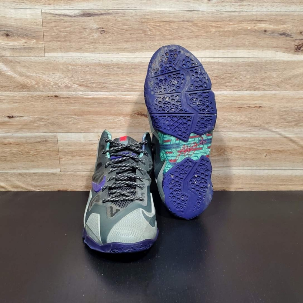 Nike Lebron 11 Terracotta Warrior Gray Shoes Women's Size 8.5 - Picture 9 of 10